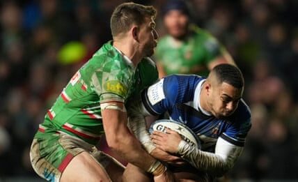 Ageless Mike Brown and Leicester dominate weakened Bath to secure a bonus-point victory.