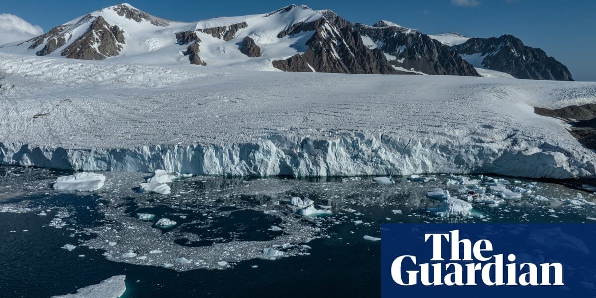 An expert warns that Australia is not ready for the economic impact of changes in Antarctic ice.