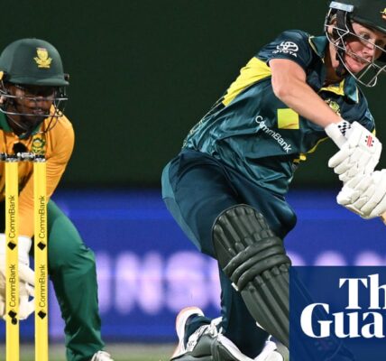 Beth Mooney defies illness to steer Australia to T20 series win over South Africa