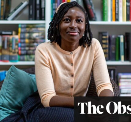 Helen Oyeyemi expressed her appreciation for the representation of humanity through art.