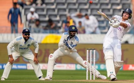 The first Test between India and England saw India seize the upper hand as England's batsmen and spin bowlers struggled.