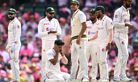 Aamer Jamal reacts after taking the wicket of Nathan Lyon in the third Test