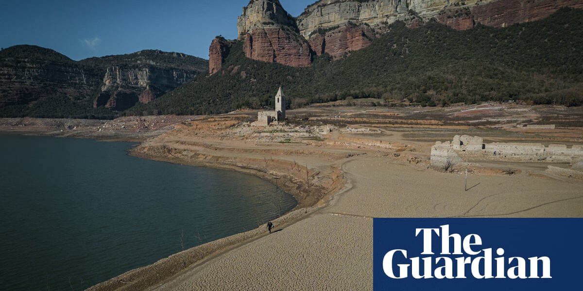 Catalonia has declared a state of drought emergency, which includes the extension of restrictions to Barcelona.