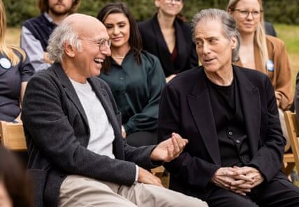 Comedy actor Richard Lewis, known for his role in the hit show Curb Your Enthusiasm, passes away at the age of 76.
