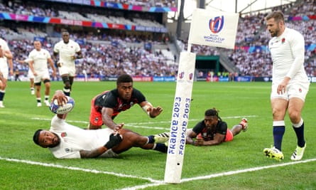 Manu Tuilagi scores a try for England at the 2023 Rugby World Cup in France