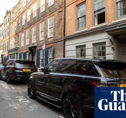 Sadiq Khan has expressed his intention to closely observe the impact of the Paris initiative that aims to increase fees for SUVs.