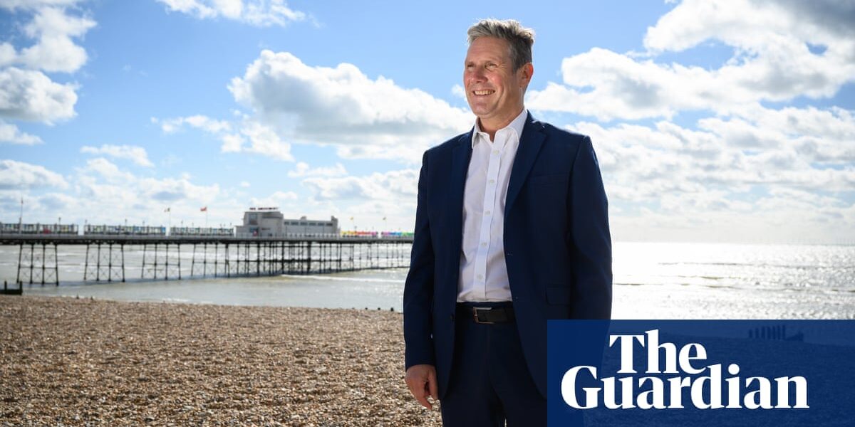 The book "Keir Starmer: The Biography" by Tom Baldwin is a review of the politician's life and career, portraying him as a steady and consistent leader.