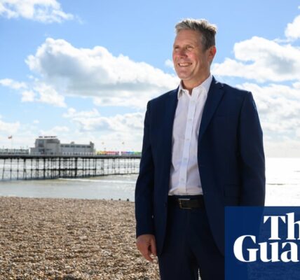 The book "Keir Starmer: The Biography" by Tom Baldwin is a review of the politician's life and career, portraying him as a steady and consistent leader.