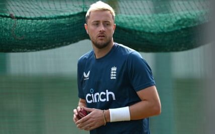 The England team is preparing for a challenging match against India, where they will face a strong spin attack. This fourth test is crucial for England's success.

The England squad is readying themselves for a pivotal fourth test against India, anticipating a tough battle against their formidable spin attack. This match will be crucial in determining England's fate.