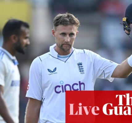 The first day of the fourth Test match between India and England was updated live.