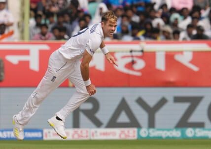 There are exciting challenges ahead for England and India in the batting-friendly city of Rajkot, according to sports writer Tanya Aldred.