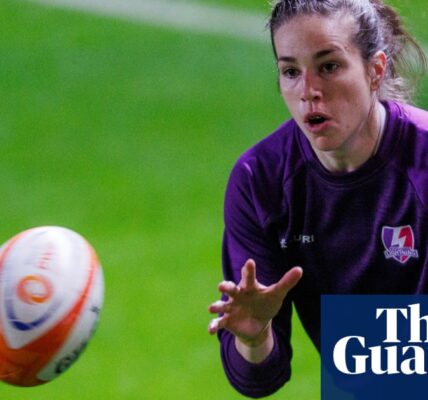 Scarratt makes a comeback to England's Women's Six Nations team alongside a group of new additions.