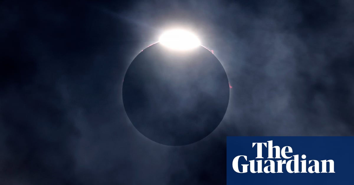 ‘Extraordinary’ total solar eclipse wows watchers in north Texas