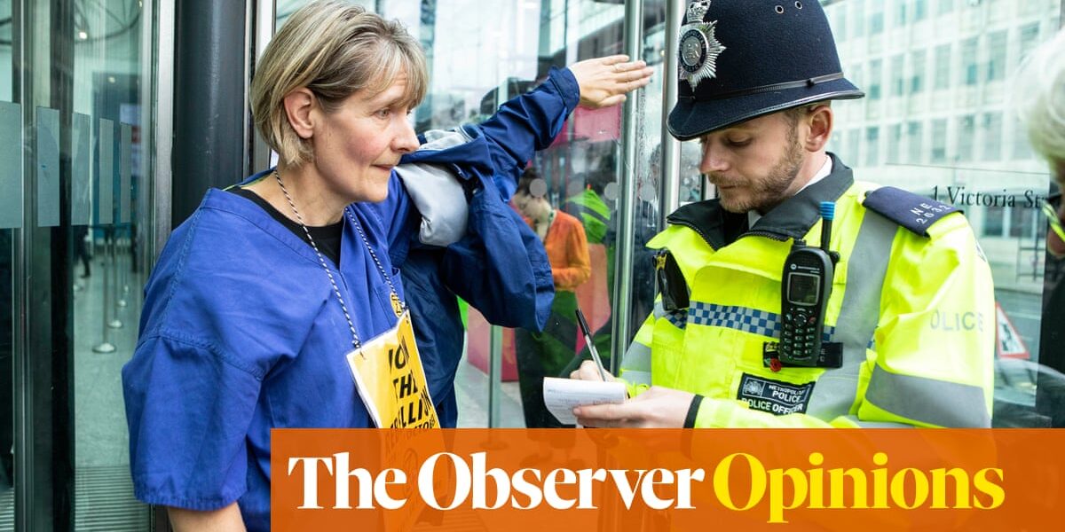 Jail for holding a placard? Protest over the climate crisis is being brutally suppressed | Natasha Walter