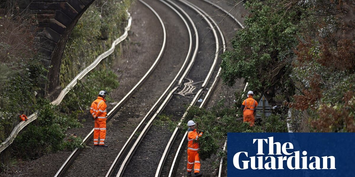 Network Rail to spend £2.8bn to cope with effects of climate crisis