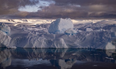 ‘Simply mind-boggling’: world record temperature jump in Antarctic raises fears of catastrophe