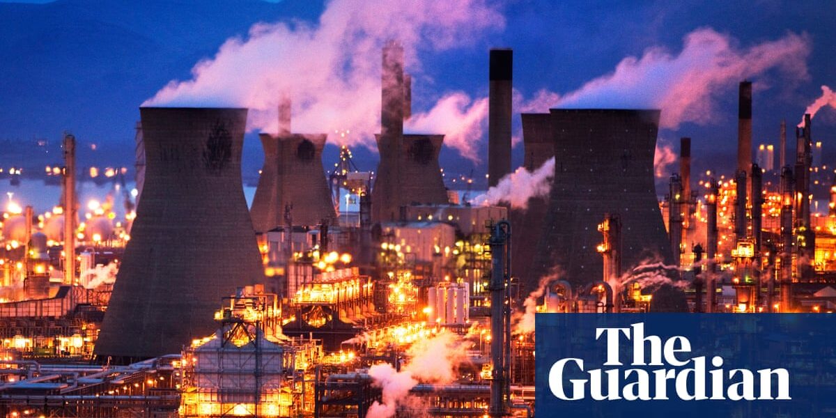 Taxing big fossil fuel firms ‘could raise $900bn in climate finance by 2030’