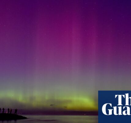 Aurora australis offers second chance of ‘bloody awesome’ southern lights display on Sunday