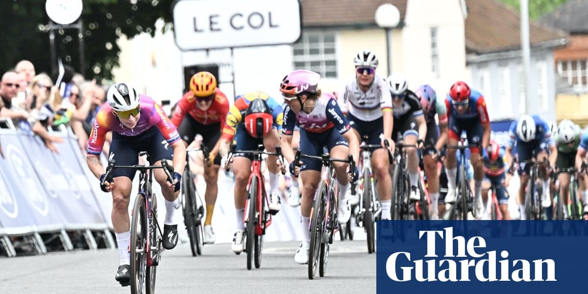 Lorena Wiebes outkicks stellar field to take first stage of RideLondon Classique