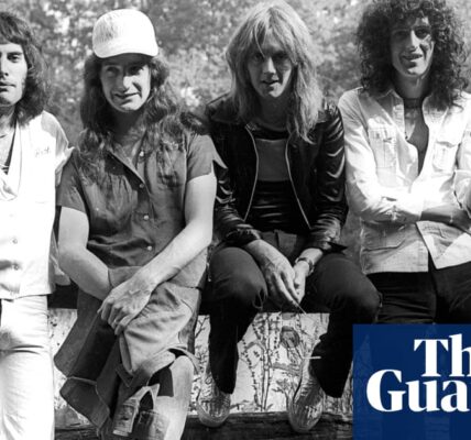 My Family and Other Rock Stars by Tiffany Murray review – tales from a rock’n’roll childhood