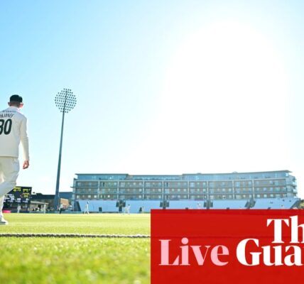 Somerset beat Essex, Lancashire collapse against Kent and more: County cricket day two – as it happened