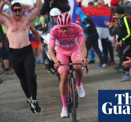 Tadej Pogacar climbs effortlessly to win brutal 15th stage of Giro d’Italia