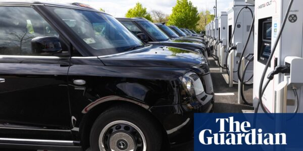 UK installs record number of public electric vehicle chargers