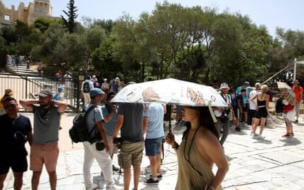 Acropolis closed during hottest hours in Greece’s earliest heatwave on record