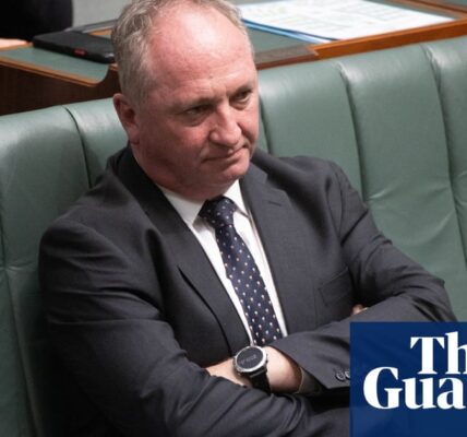 Barnaby Joyce and Keith Pitt call on Coalition to abandon Paris agreement as Albanese says Dutton ‘all negativity and no plan’