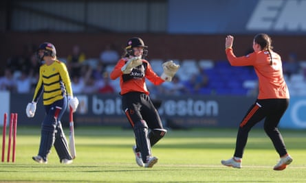 Blaze bring the heat to avenge defeats for historic Charlotte Edwards Cup win