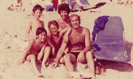 The Baddiel family (l-r: Dan, David, Ivor, Sarah and Colin) in 1974
