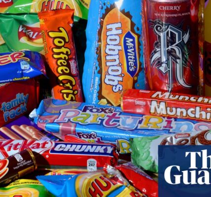 Ultra-processed foods need tobacco-style warnings, says scientist
