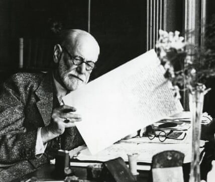 On the Couch: Writers Analyze Sigmund Freud review – the shrink’s shrink engagingly examined by Siri Hustvedt, Susie Boyt and others
